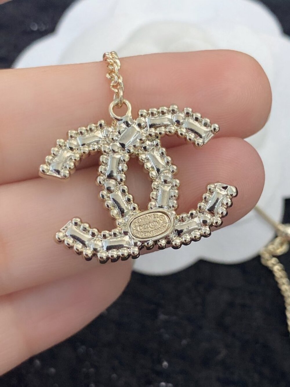 Chanel earrings - Picture 5 of 9